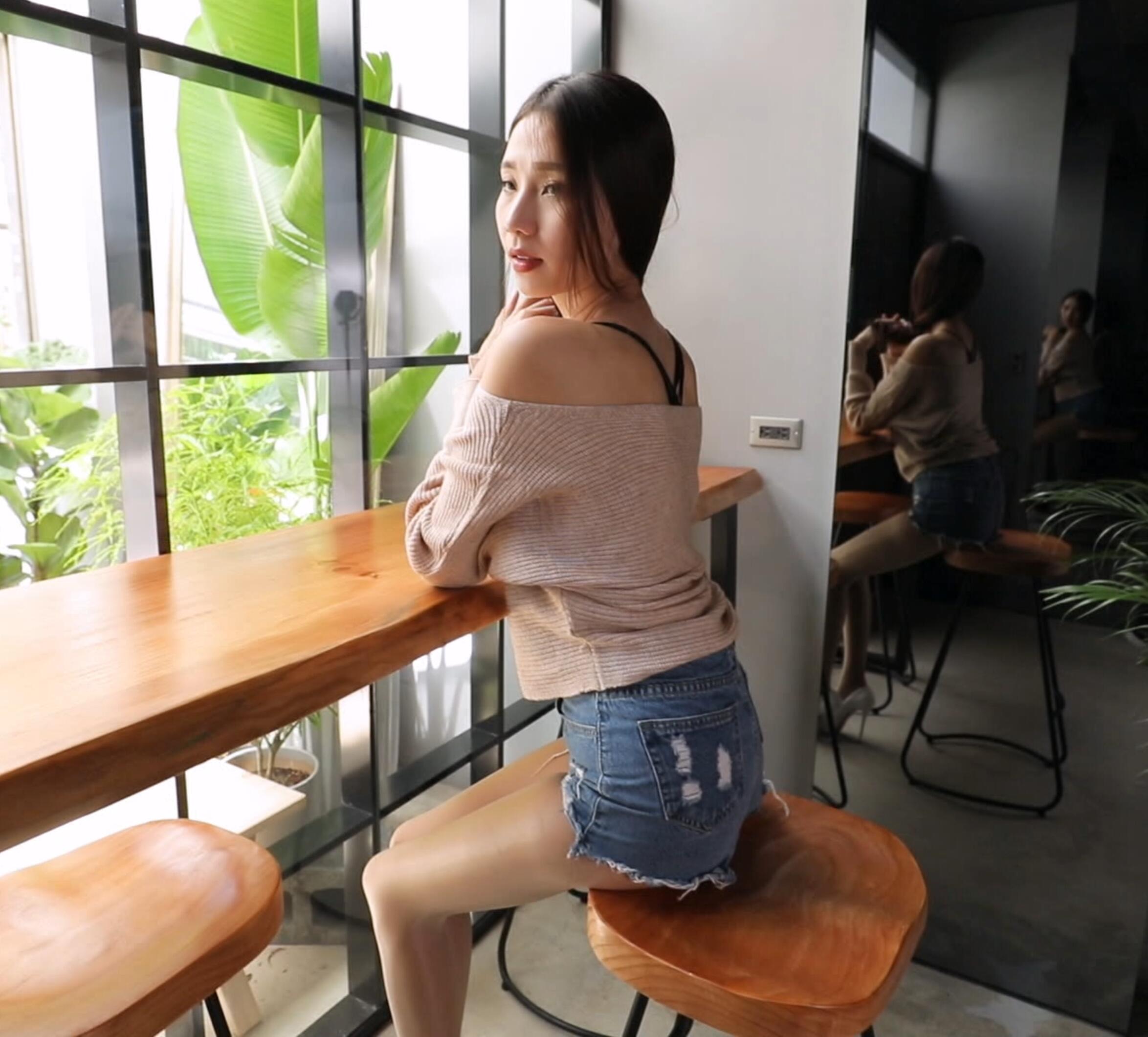 腿模Anita黃韻霏私拍 | 肉丝热裤摄影 FHD+ 原版视频 1.50GB