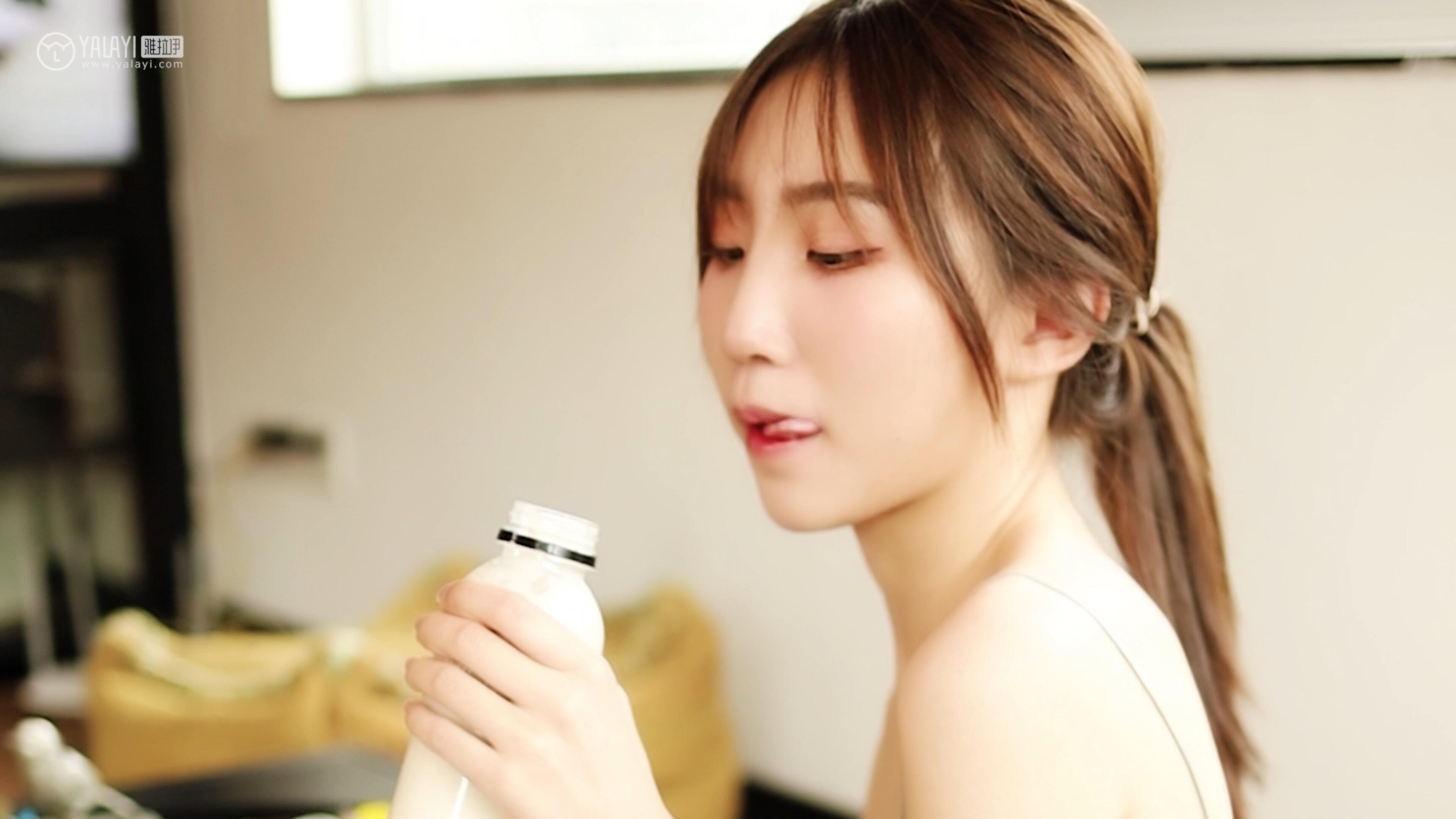 YALAYI雅拉伊 | 现任女友 | 小乔 | V142 | 1V