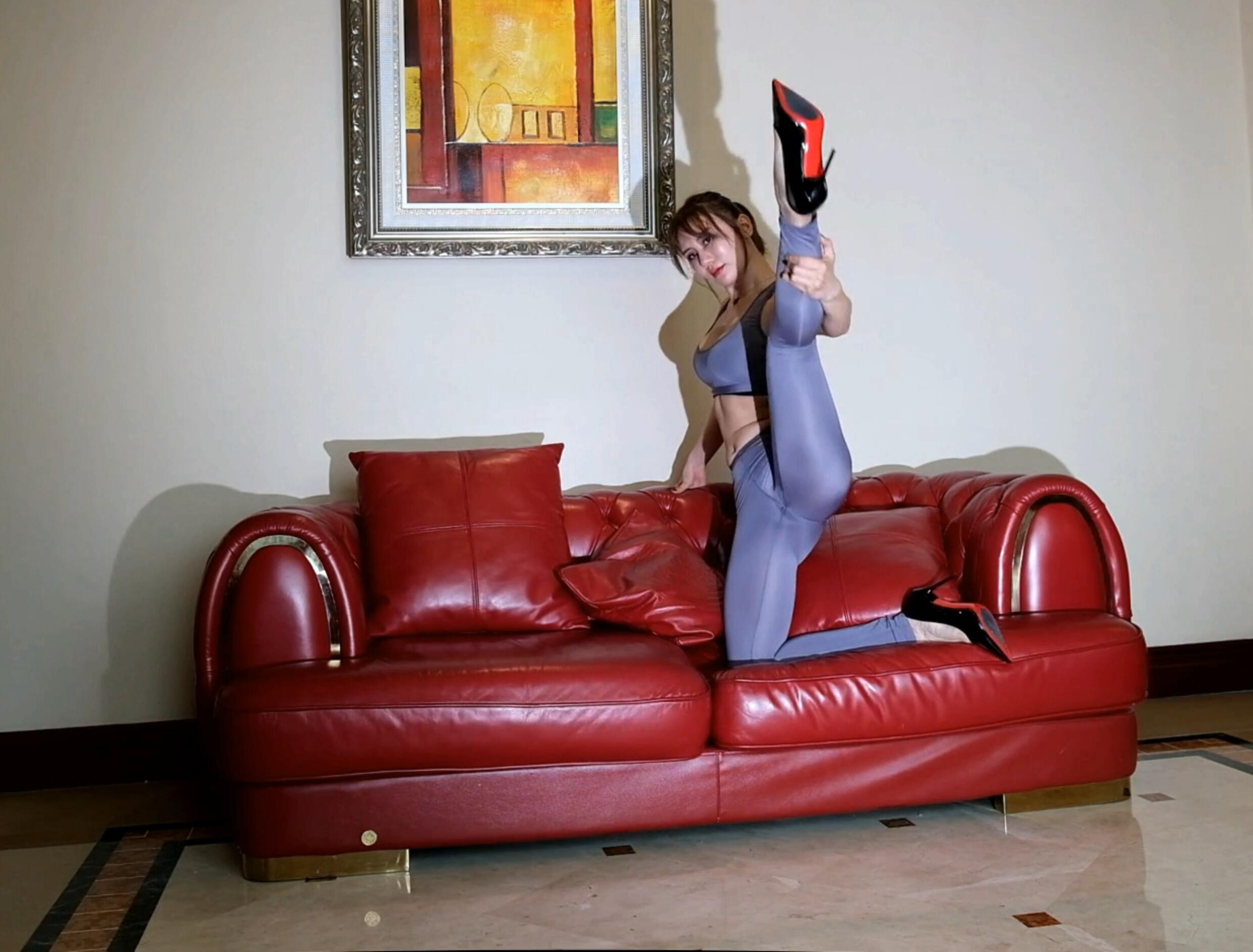 烈焰私人订制二期 维拉热舞 美腿瑜伽 制服扭臀高跟丝袜热舞 28V