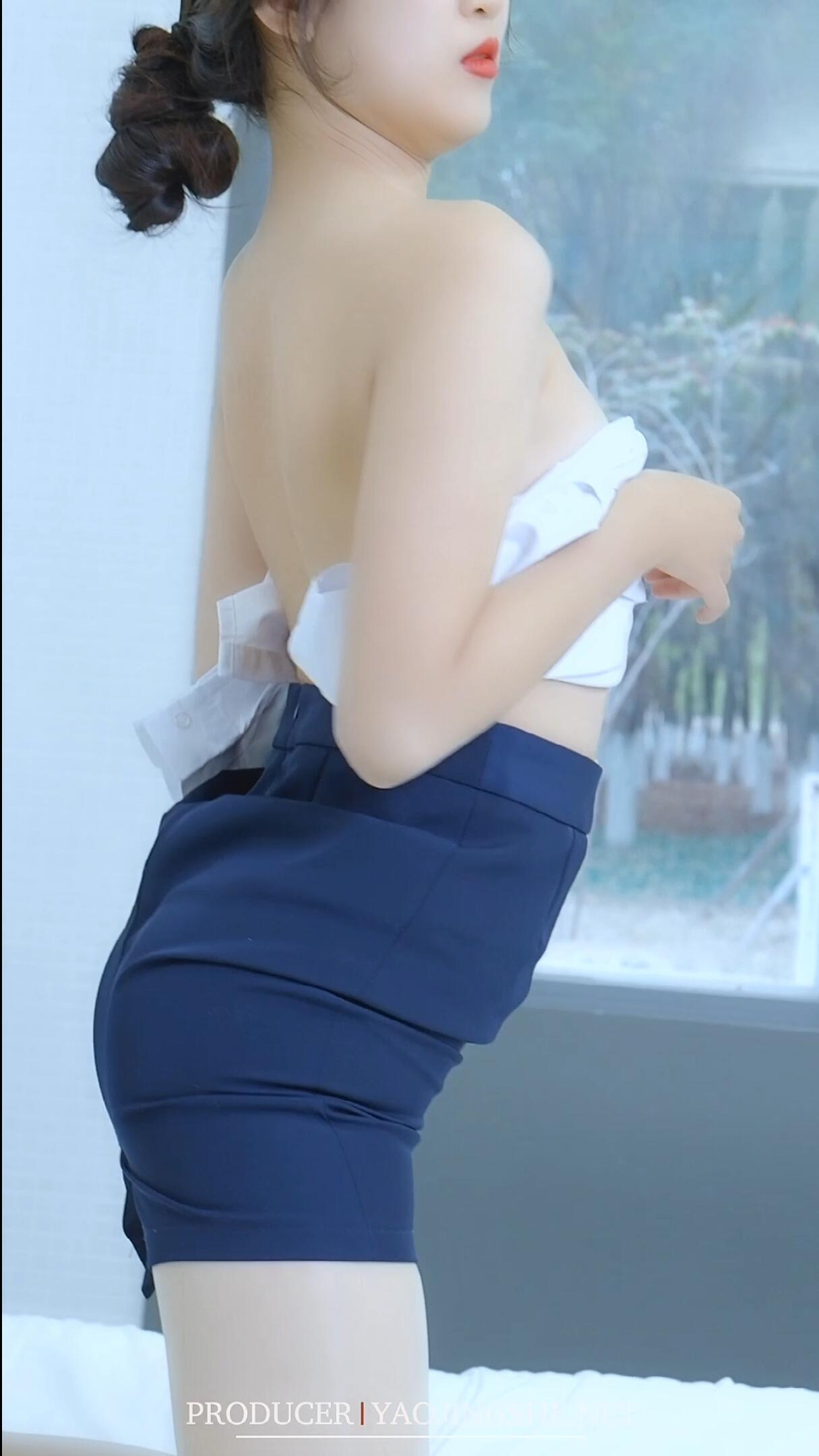 妖精社视频 苏伟-空姐的一天