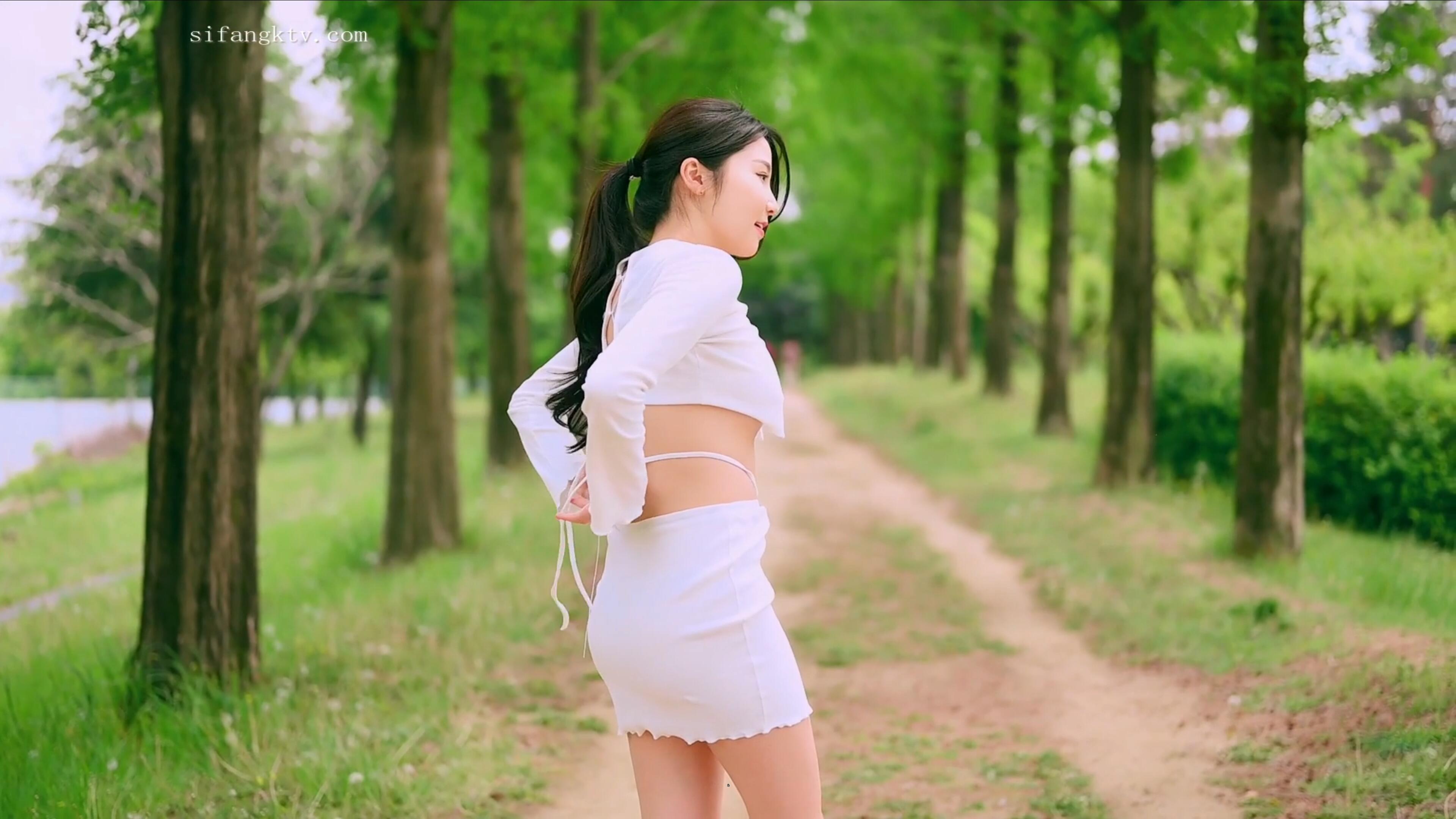 韩国健身女 无内豪乳