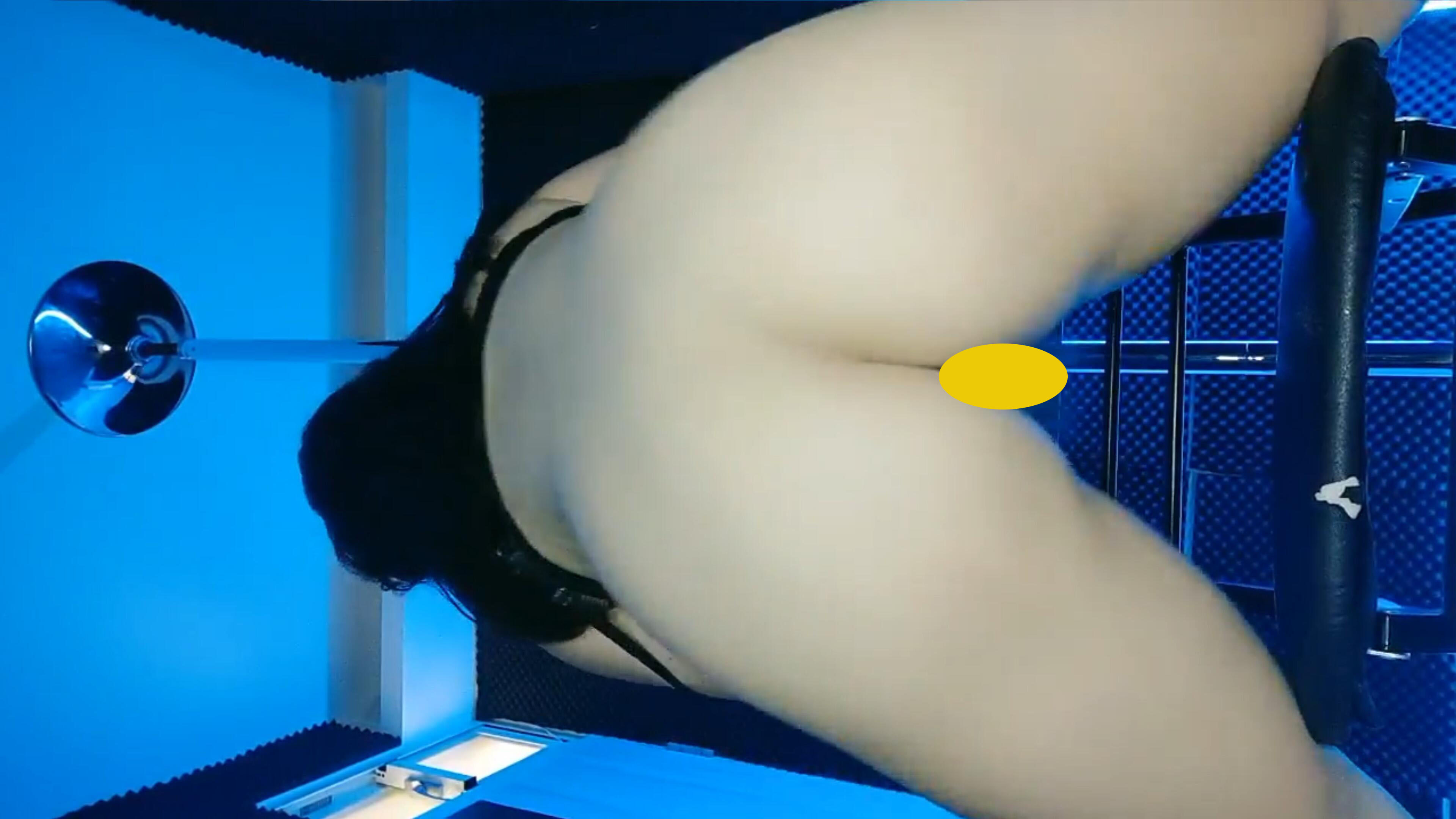 全裸钢管舞 脱衣舞