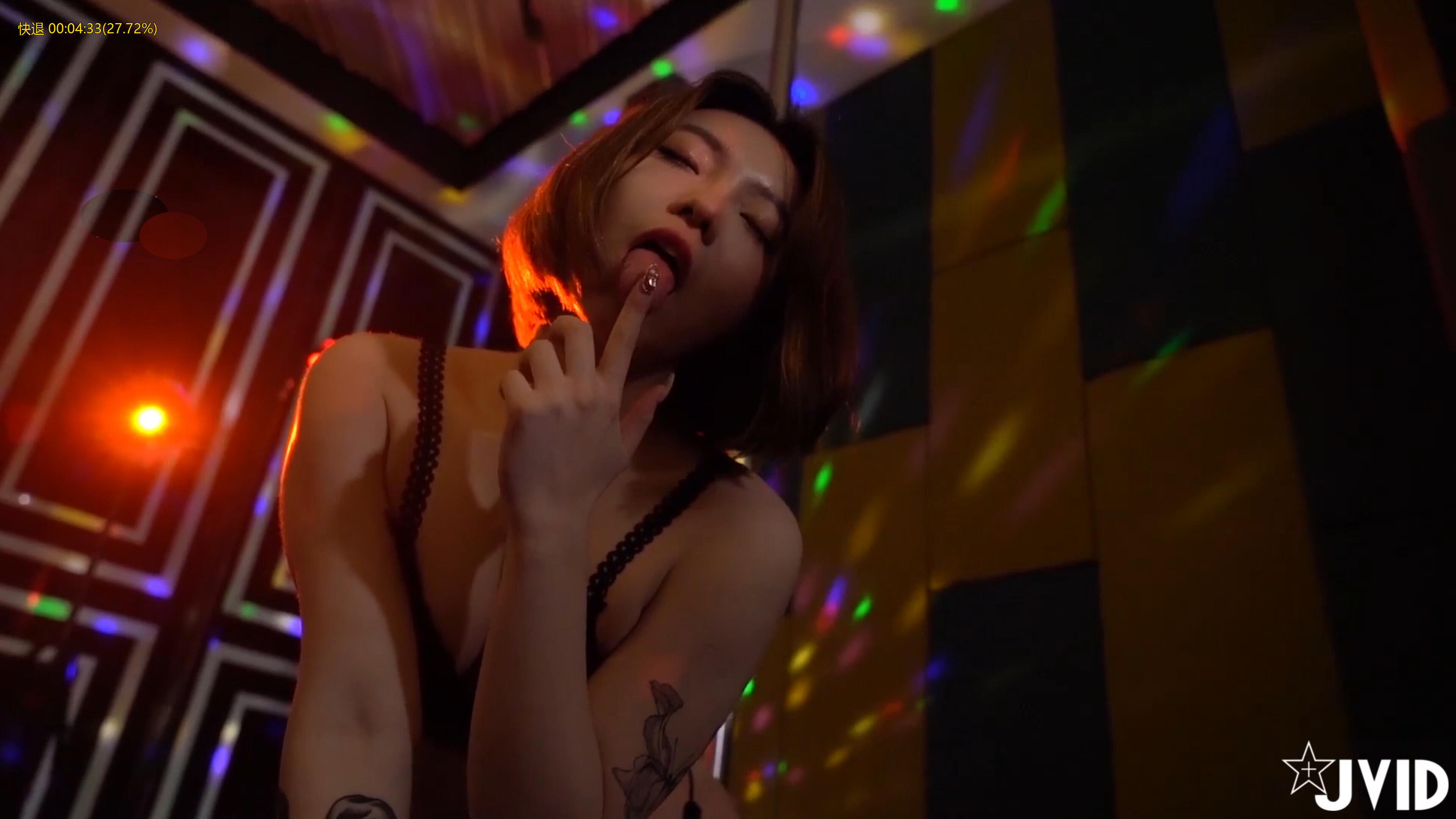 JVID全裸 钢管脱衣舞