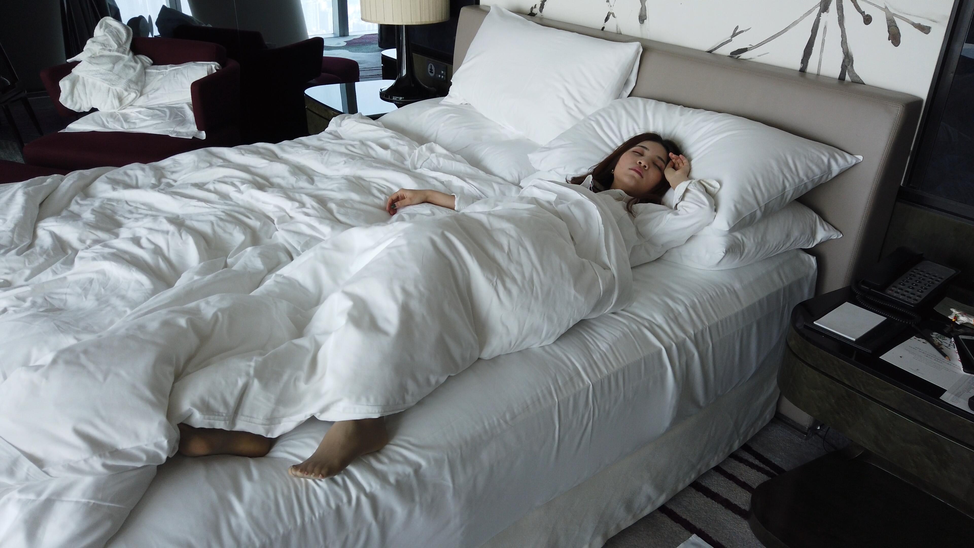 灰色丝袜摄影师 丝足控