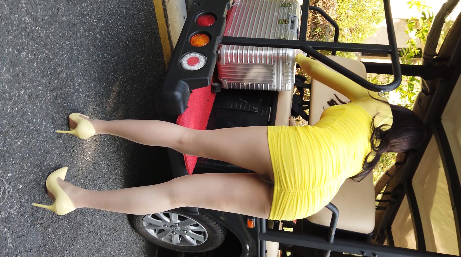 【4K摸拍】肉丝包臀裙 芝芝Booty 骚婊外围女