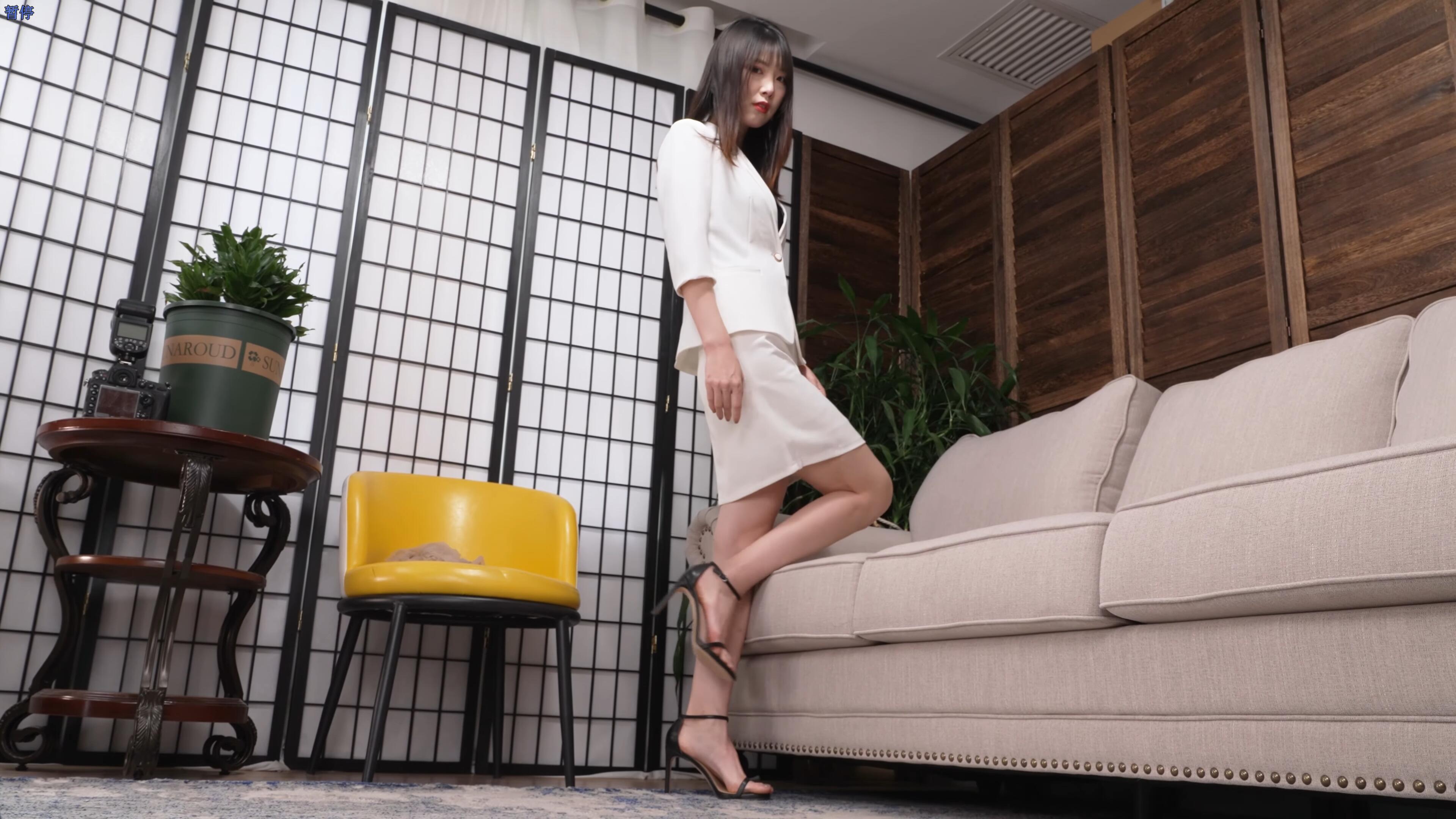 4K丝足控 OL秀丝足美脚高跟