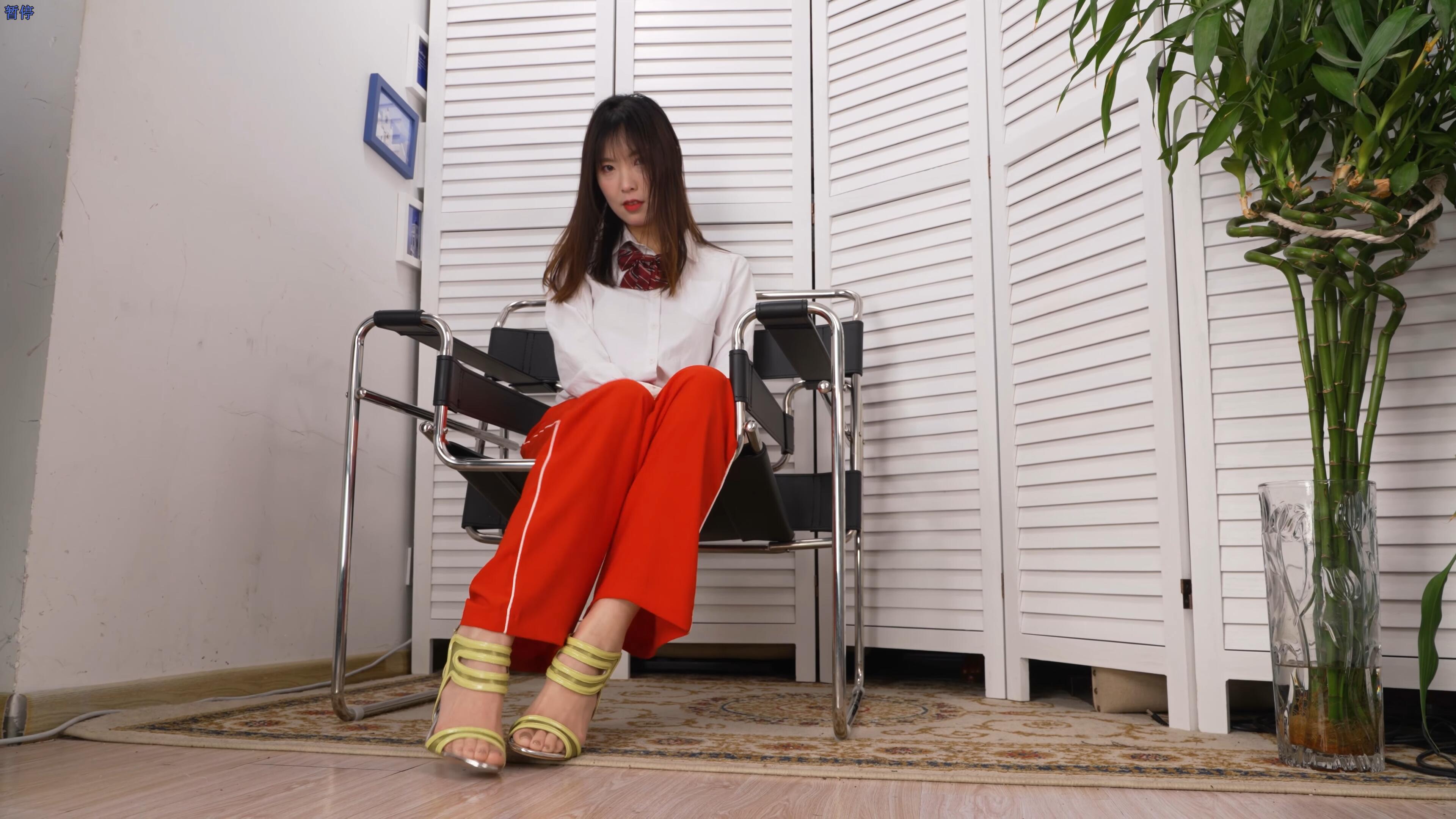 4K丝足控 超薄肉丝足秀