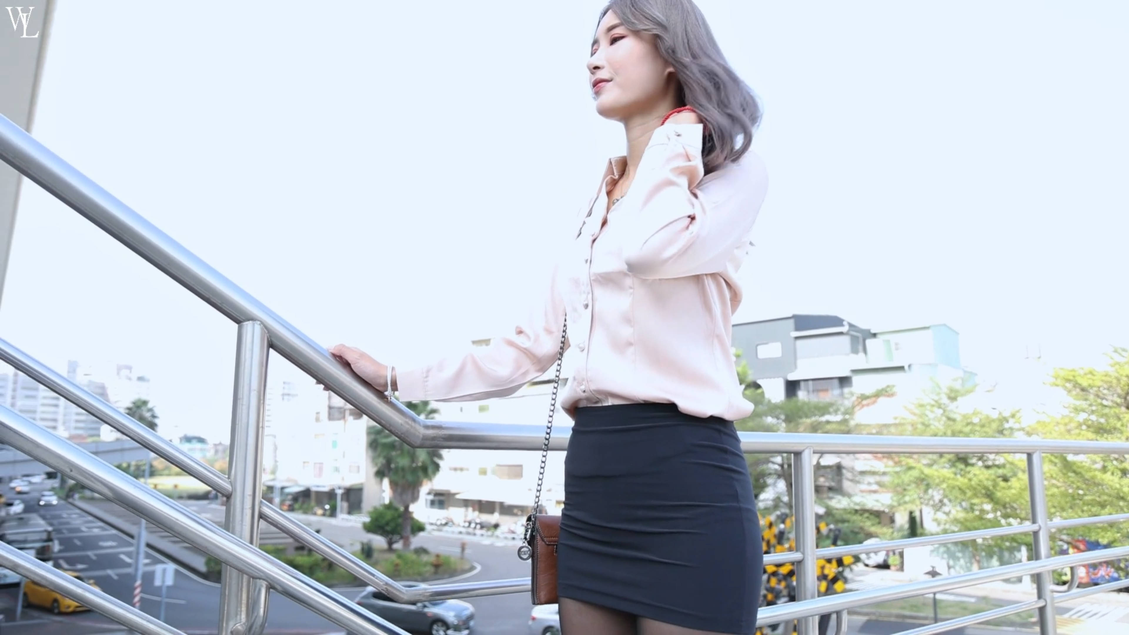 腿模 (丁小雨)黑絲誘惑美腿OL