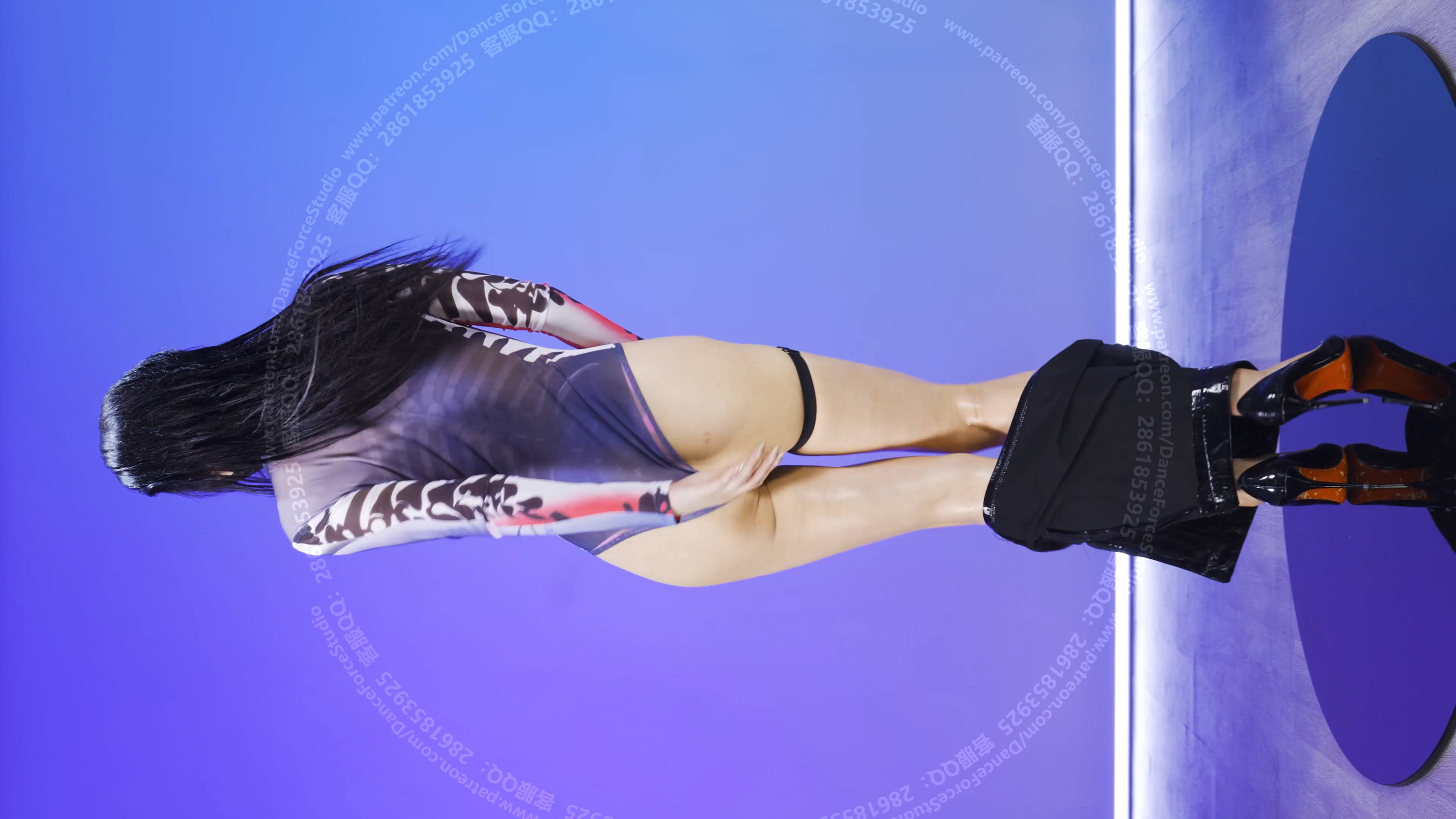 绝对舞力 长腿御姐终于漏了 脱包臀裙抚摸BB致命诱惑热舞